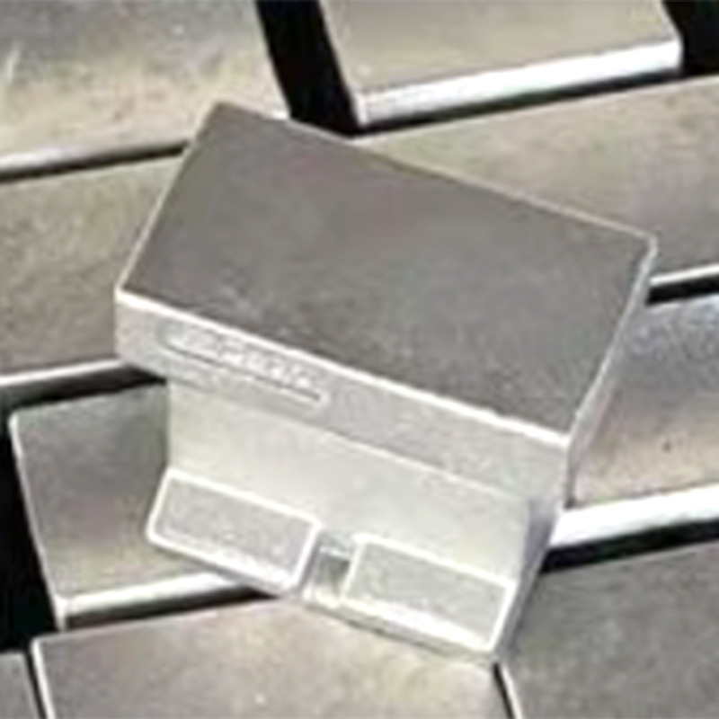 যথার্থ কাস্টিং ব্রিকেটিং